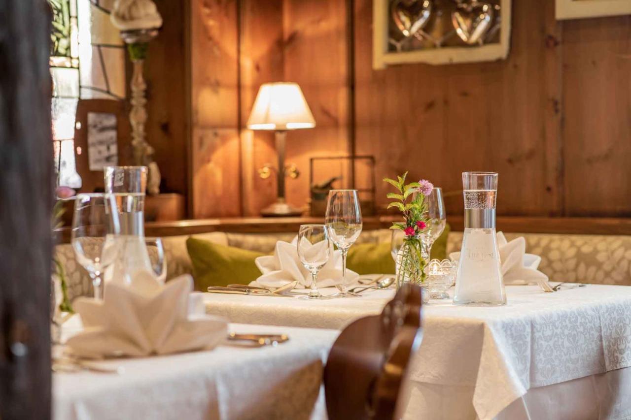 Familien- & Vitalhotel Auenhof Fulpmes Bagian luar foto
