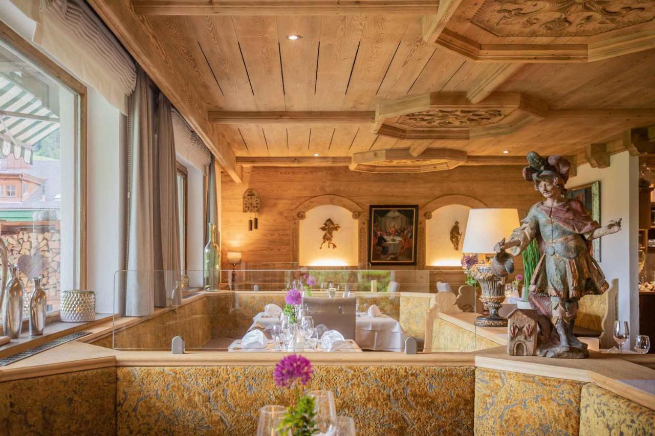 Familien- & Vitalhotel Auenhof Fulpmes Bagian luar foto