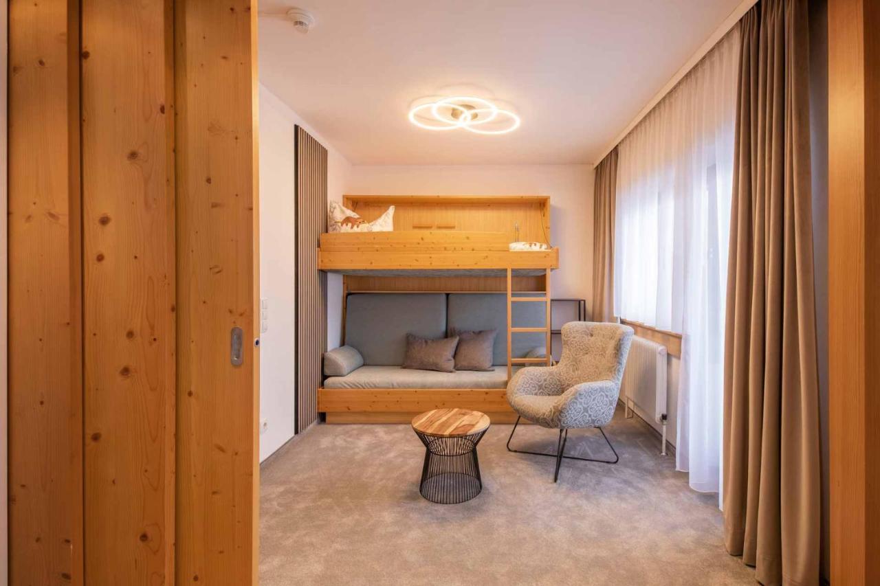 Familien- & Vitalhotel Auenhof Fulpmes Bagian luar foto