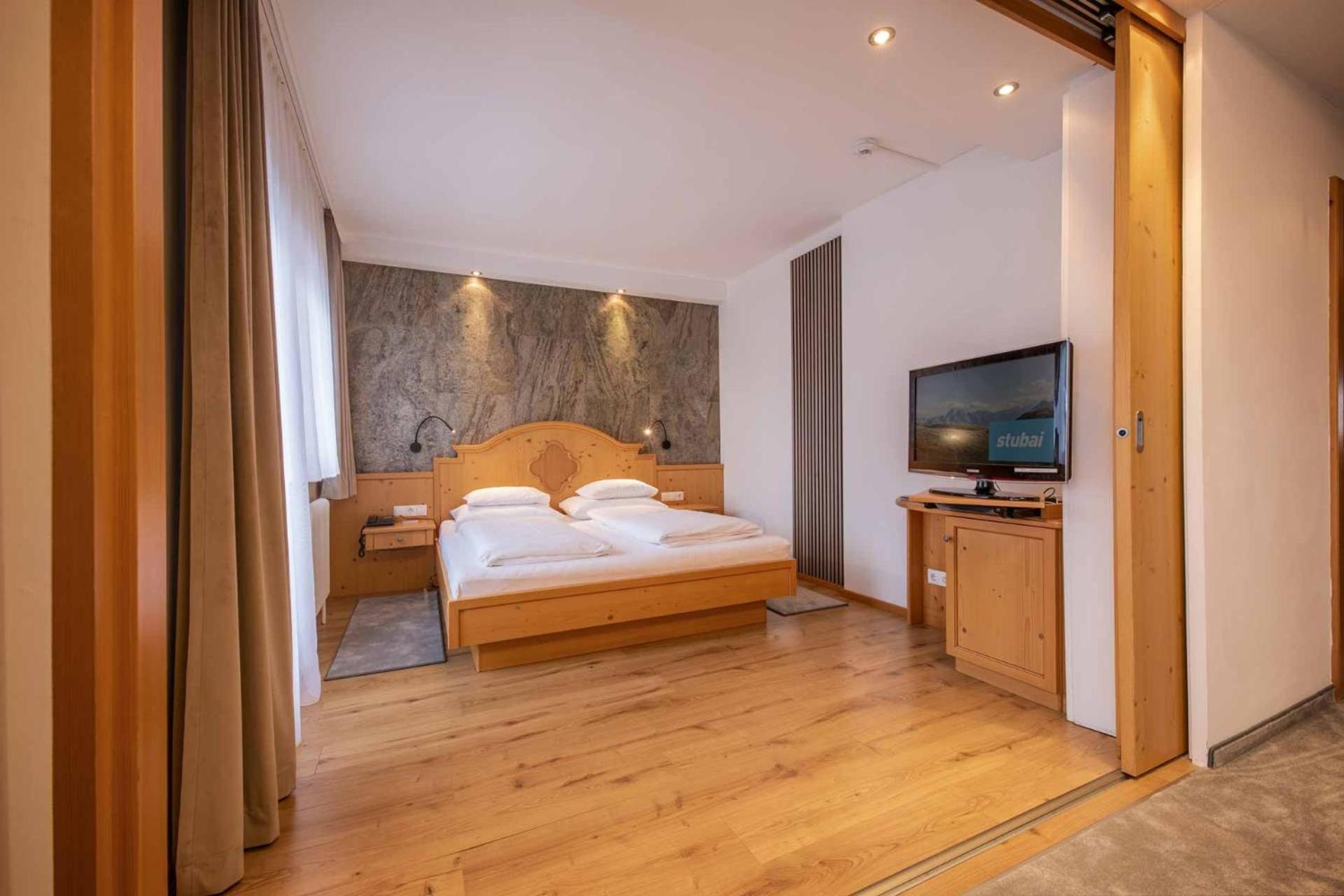 Familien- & Vitalhotel Auenhof Fulpmes Bagian luar foto